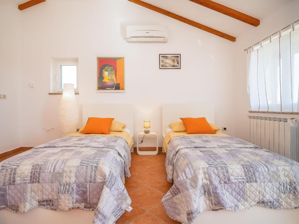 Holiday Home Mila By Interhome Kras ภายนอก รูปภาพ